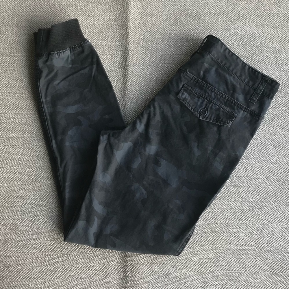 Aeropostale gray/blue camouflage joggers